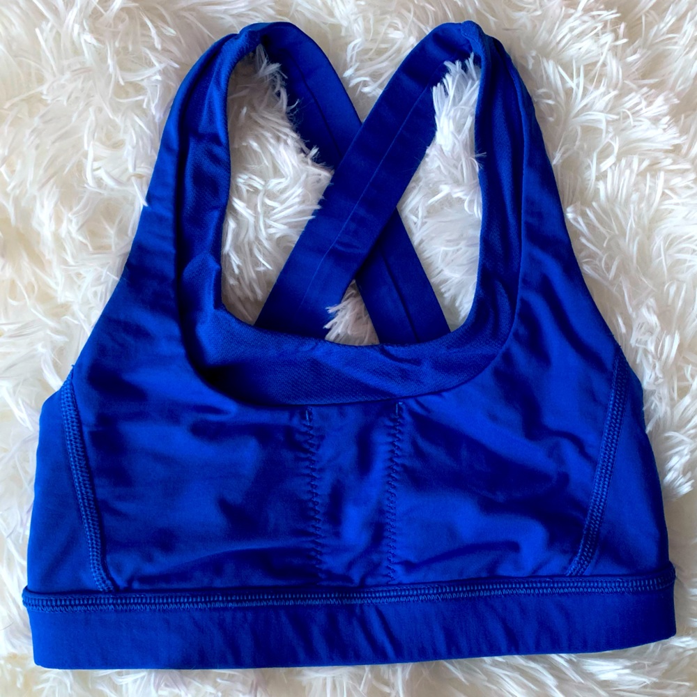 Lululemon sports bra